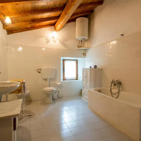 Holiday home I 3 Faggi By Interhome Spignana